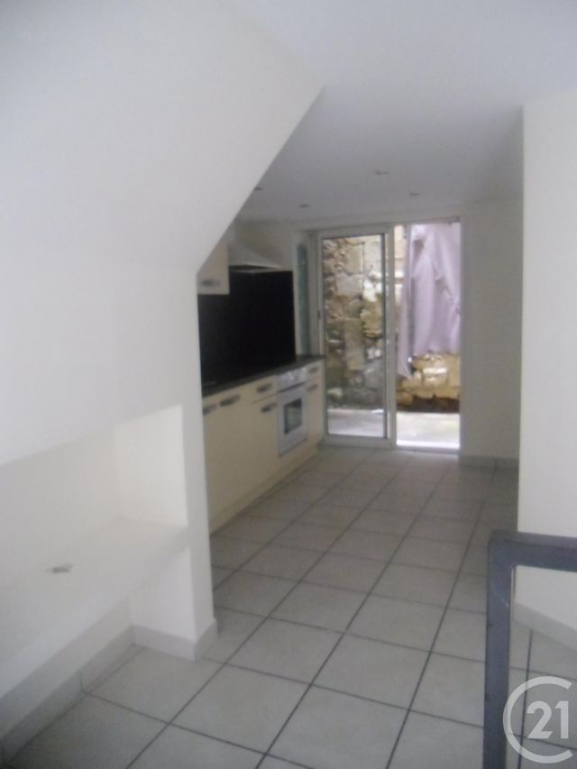 Appartement F2 &agrave; louer - 2 pi&egrave;ces - 55 m2 - Tourbes - 34 - LANGUEDOC-ROUSSILLON