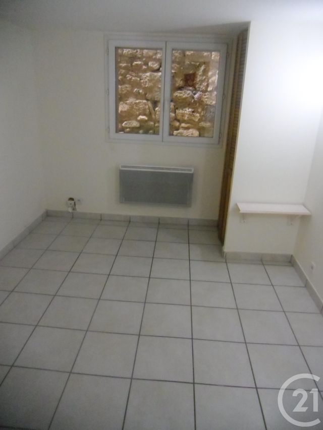 Appartement F2 &agrave; louer - 2 pi&egrave;ces - 55 m2 - Tourbes - 34 - LANGUEDOC-ROUSSILLON