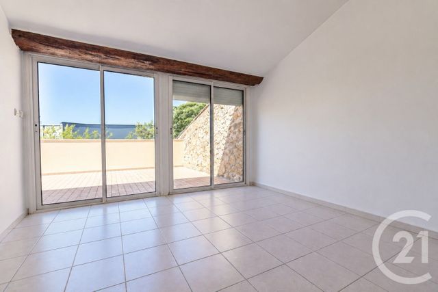 Immeuble à vendre MONTAGNAC