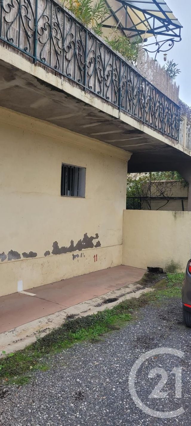 Parking &agrave; louer - 6 m2 - Pezenas - 34 - LANGUEDOC-ROUSSILLON
