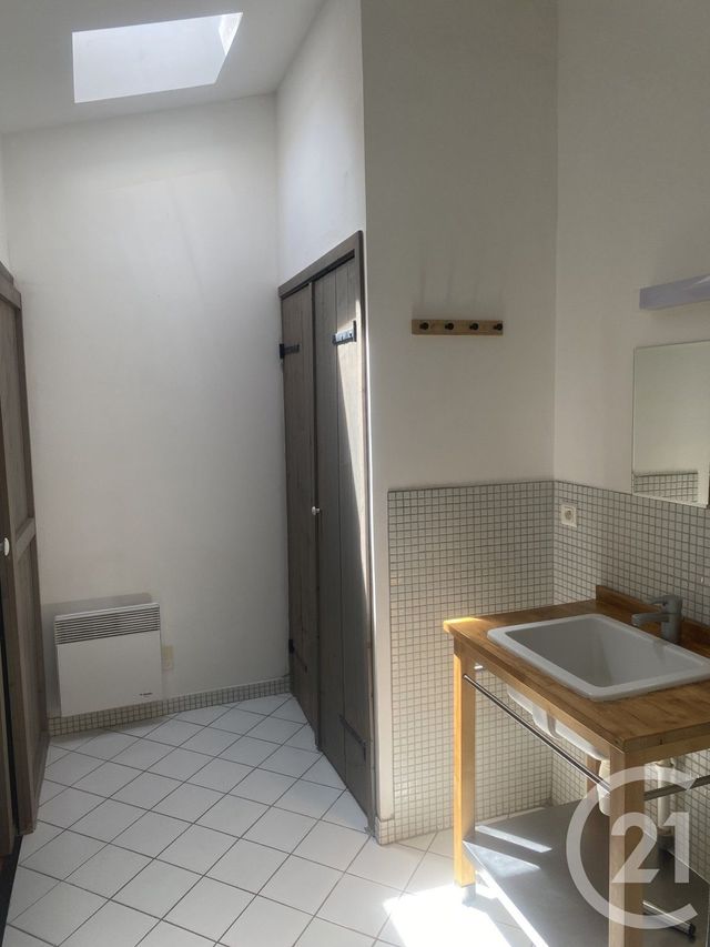 Maison &agrave; louer - 3 pi&egrave;ces - 68,10 m2 - Caux - 34 - LANGUEDOC-ROUSSILLON