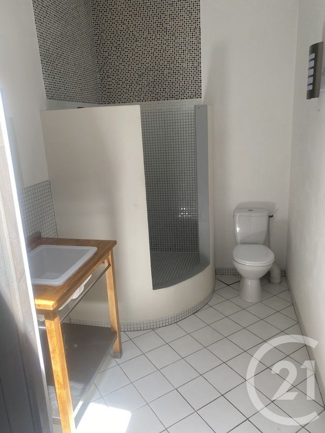 Maison &agrave; louer - 3 pi&egrave;ces - 68,10 m2 - Caux - 34 - LANGUEDOC-ROUSSILLON