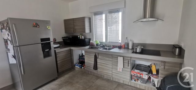 Maison &agrave; louer - 5 pi&egrave;ces - 100 m2 - Tourbes - 34 - LANGUEDOC-ROUSSILLON