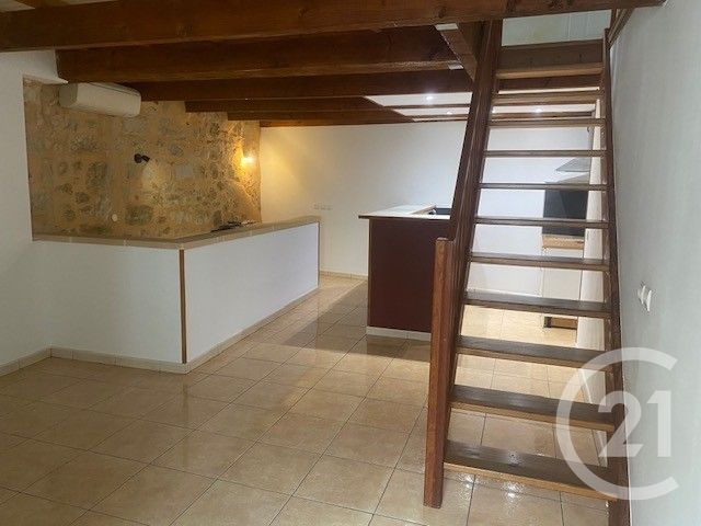 Maison &agrave; louer - 3 pi&egrave;ces - 68,75 m2 - Castelnau De Guers - 34 - LANGUEDOC-ROUSSILLON