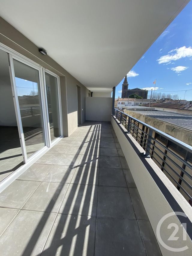 Appartement F3 &agrave; louer - 3 pi&egrave;ces - 60,56 m2 - Vias - 34 - LANGUEDOC-ROUSSILLON