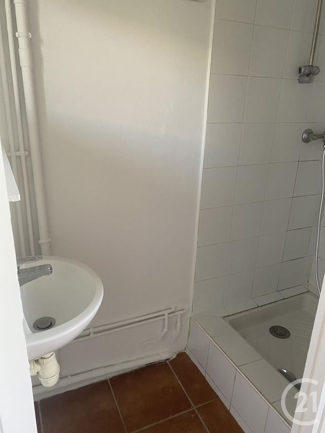 Maison &agrave; louer - 4 pi&egrave;ces - 112 m2 - Montagnac - 34 - LANGUEDOC-ROUSSILLON