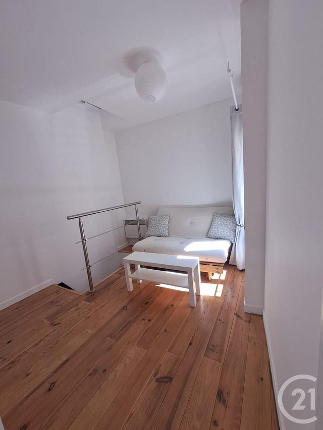 Maison &agrave; louer - 2 pi&egrave;ces - 40 m2 - Tourbes - 34 - LANGUEDOC-ROUSSILLON