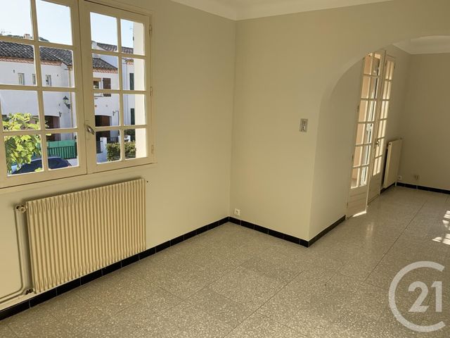 Maison &agrave; louer - 5 pi&egrave;ces - 118 m2 - Pezenas - 34 - LANGUEDOC-ROUSSILLON