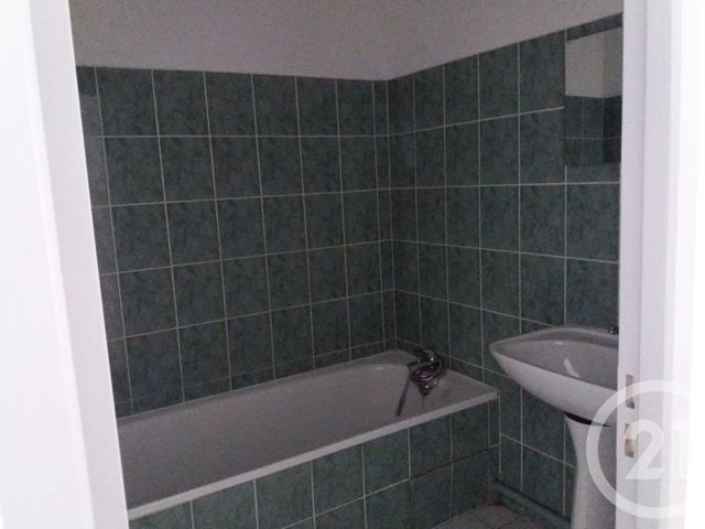 Appartement F4 &agrave; louer - 4 pi&egrave;ces - 82 m2 - Pezenas - 34 - LANGUEDOC-ROUSSILLON