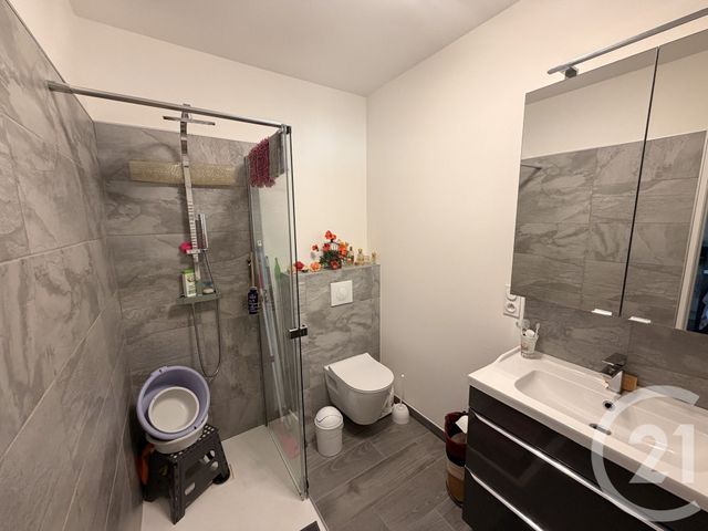 Appartement F3 &agrave; vendre - 3 pi&egrave;ces - 44,10 m2 - Pezenas - 34 - LANGUEDOC-ROUSSILLON