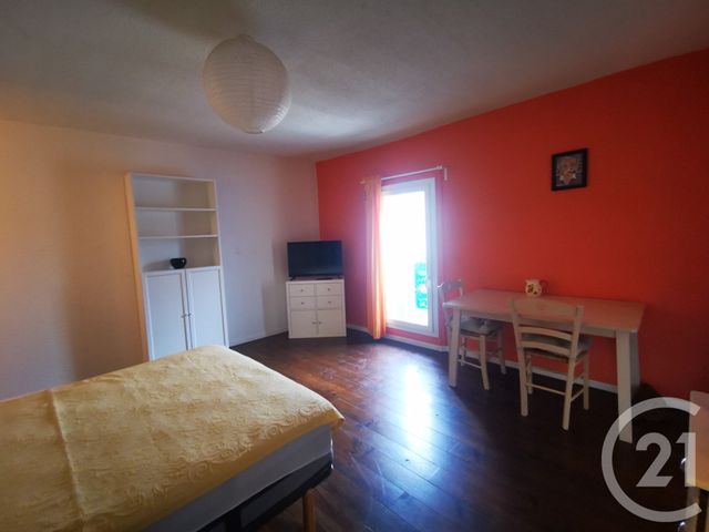 Appartement Studio &agrave; louer - 1 pi&egrave;ce - 30 m2 - Pezenas - 34 - LANGUEDOC-ROUSSILLON
