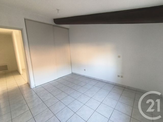 Appartement F3 &agrave; louer - 3 pi&egrave;ces - 69 m2 - Pezenas - 34 - LANGUEDOC-ROUSSILLON