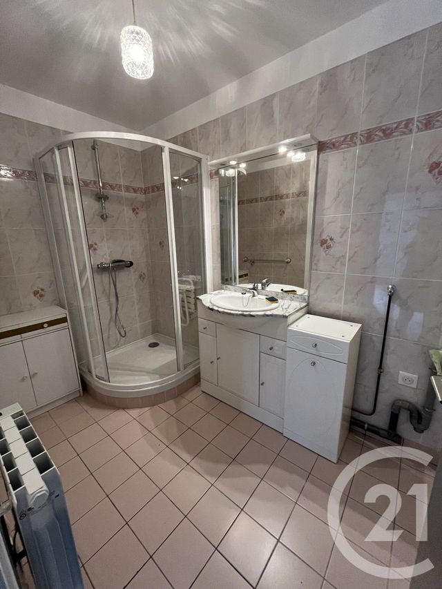 Appartement T4 &agrave; louer - 4 pi&egrave;ces - 88,23 m2 - Beuzeville - 27 - HAUTE-NORMANDIE