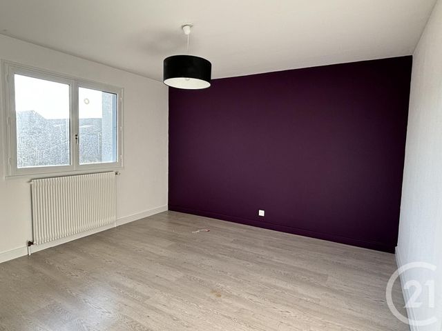 Maison &agrave; louer - 5 pi&egrave;ces - 197,43 m2 - Boulleville - 27 - HAUTE-NORMANDIE