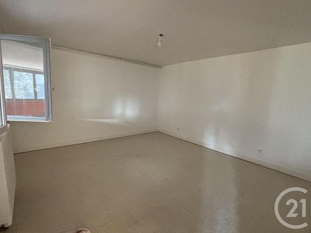 Maison &agrave; louer - 5 pi&egrave;ces - 197,43 m2 - Boulleville - 27 - HAUTE-NORMANDIE