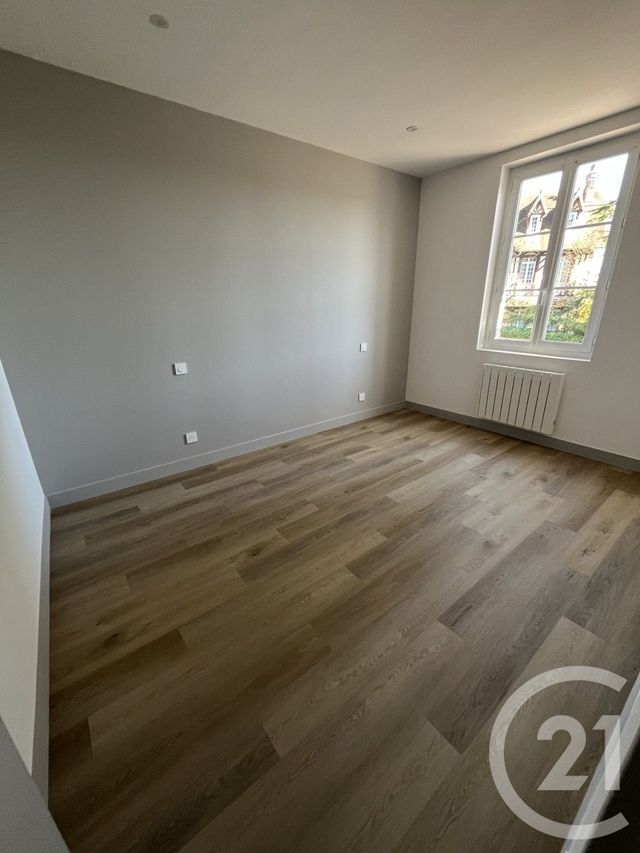 Maison &agrave; louer - 3 pi&egrave;ces - 47,36 m2 - Beuzeville - 27 - HAUTE-NORMANDIE