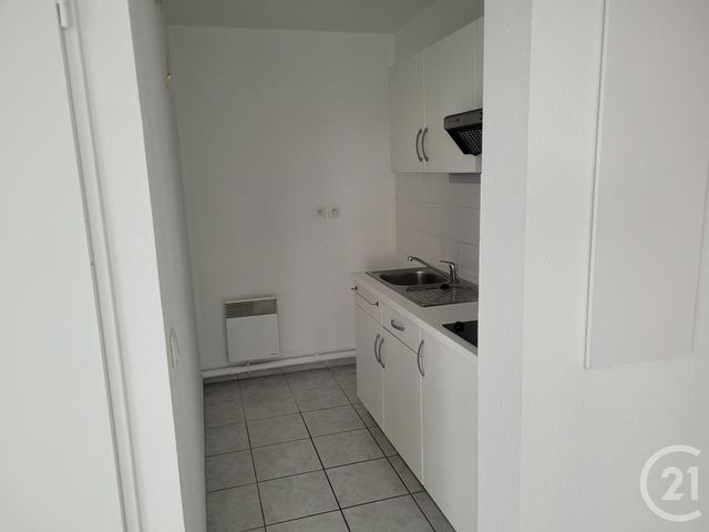 Appartement F2 &agrave; louer - 2 pi&egrave;ces - 42,93 m2 - Beuzeville - 27 - HAUTE-NORMANDIE