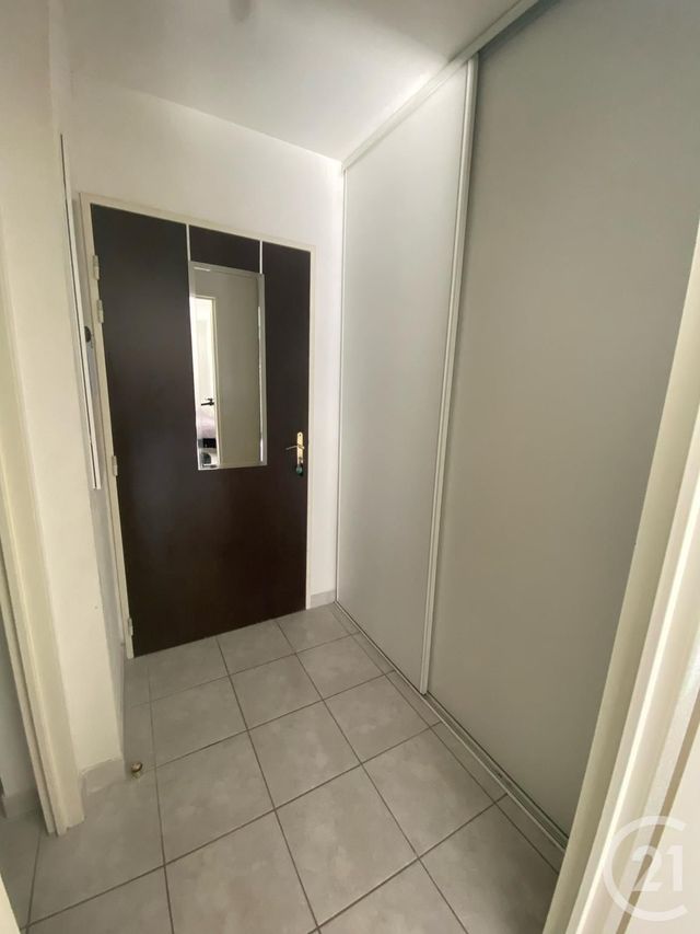 Appartement Studio &agrave; louer - 1 pi&egrave;ce - 34,25 m2 - Beuzeville - 27 - HAUTE-NORMANDIE