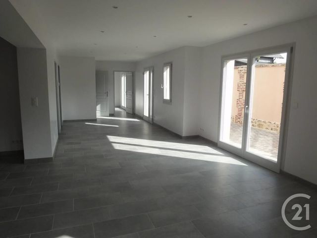 Maison &agrave; louer - 5 pi&egrave;ces - 130,34 m2 - Beuzeville - 27 - HAUTE-NORMANDIE
