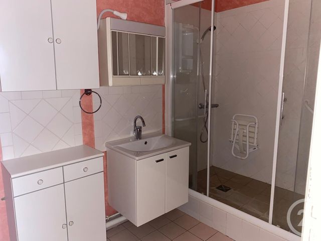 Appartement F3 &agrave; louer - 3 pi&egrave;ces - 89,05 m2 - Beuzeville - 27 - HAUTE-NORMANDIE