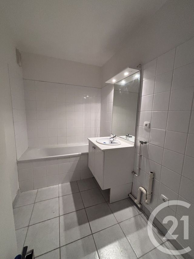Appartement F2 &agrave; louer - 2 pi&egrave;ces - 48,15 m2 - Beuzeville - 27 - HAUTE-NORMANDIE