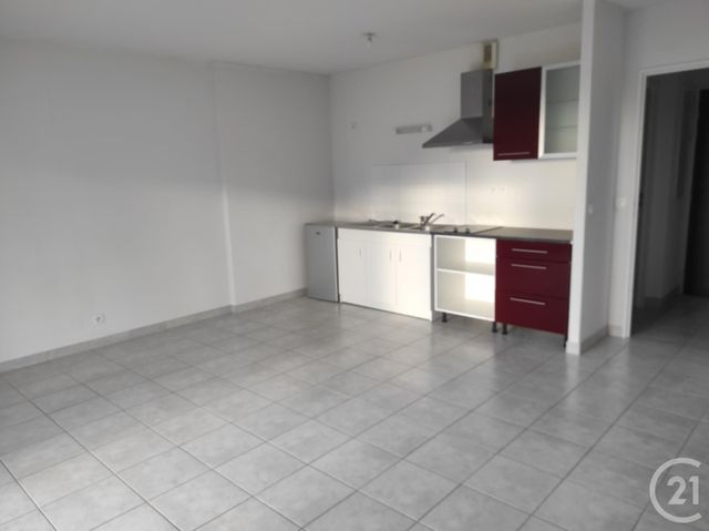 Appartement F1 &agrave; louer - 1 pi&egrave;ce - 35,40 m2 - Beuzeville - 27 - HAUTE-NORMANDIE