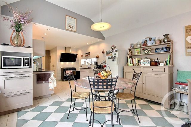 Maison &agrave; vendre - 5 pi&egrave;ces - 160 m2 - Cellettes - 41 - CENTRE