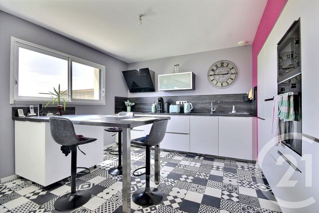 Maison &agrave; vendre - 4 pi&egrave;ces - 139 m2 - St Claude De Diray - 41 - CENTRE