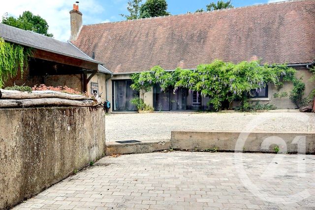 Maison à vendre - 8 pièces - 328 m2 - Cour Cheverny - 41 - CENTRE