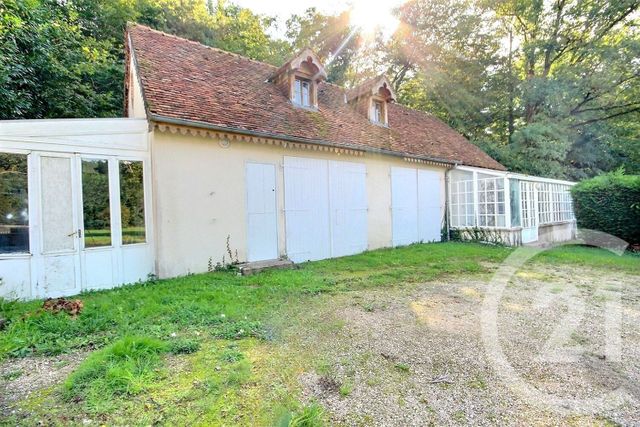 Maison à vendre - 8 pièces - 275,44 m2 - Cour Cheverny - 41 - CENTRE