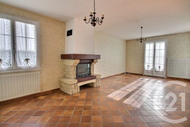 Maison &agrave; louer - 4 pi&egrave;ces - 91 m2 - Talcy - 41 - CENTRE