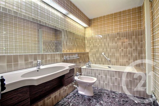 Appartement F3 à vendre - 3 pièces - 103 m2 - Blois - 41 - CENTRE