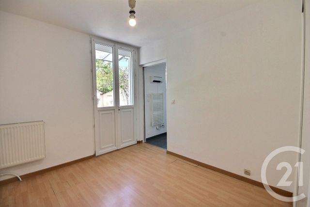 Maison &agrave; louer - 4 pi&egrave;ces - 92 m2 - Mer - 41 - CENTRE