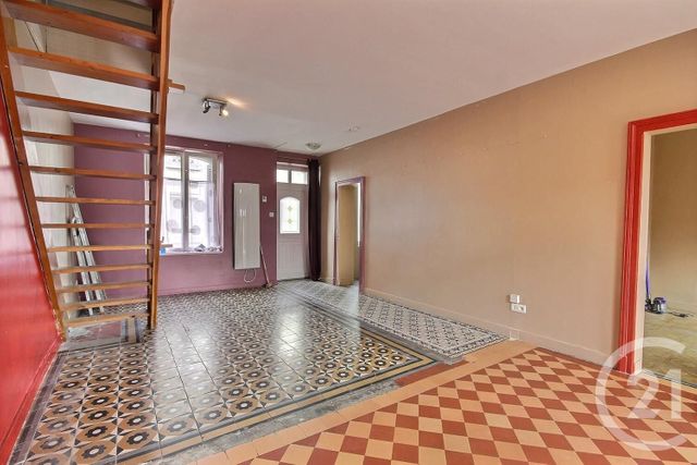 Maison &agrave; louer - 6 pi&egrave;ces - 118,64 m2 - Contres - 41 - CENTRE