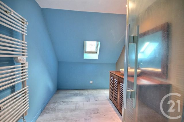 Maison &agrave; louer - 6 pi&egrave;ces - 118,64 m2 - Contres - 41 - CENTRE