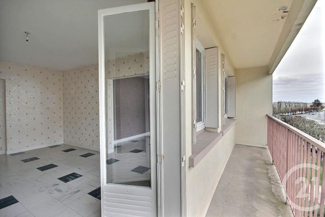 Appartement T4 &agrave; louer - 4 pi&egrave;ces - 77,29 m2 - Blois - 41 - CENTRE