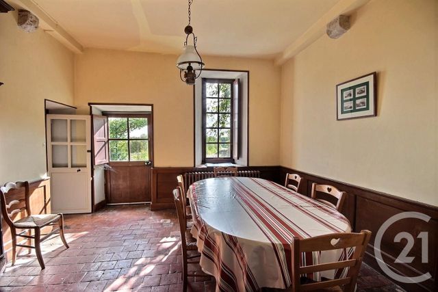 Maison &agrave; louer - 8 pi&egrave;ces - 176,58 m2 - Cour Sur Loire - 41 - CENTRE