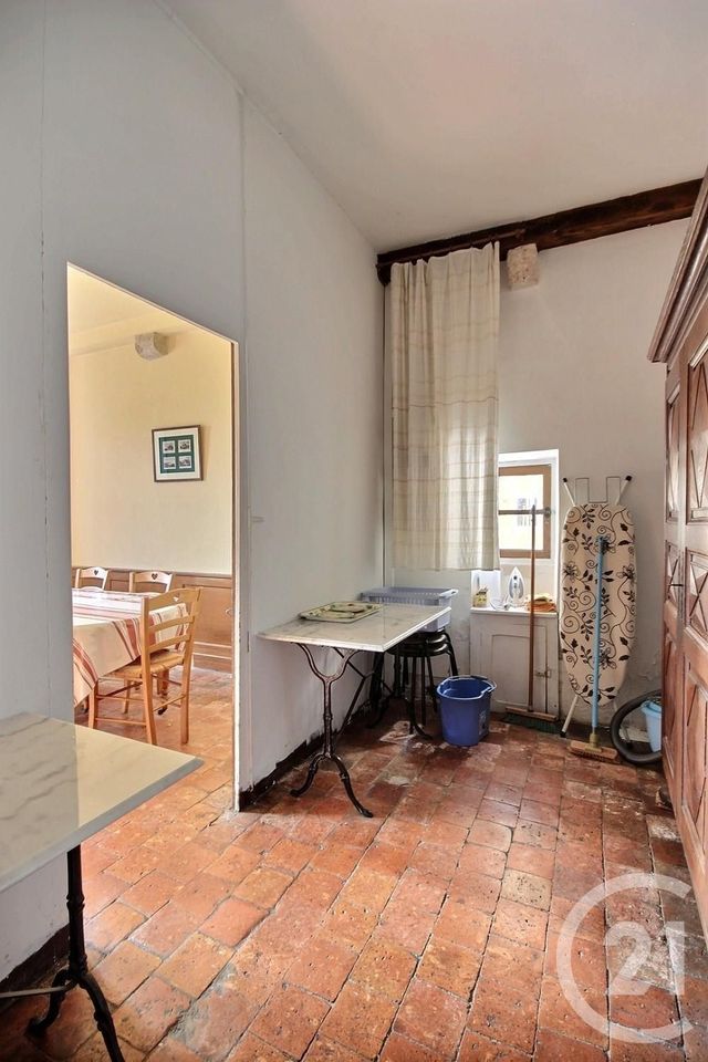 Maison &agrave; louer - 8 pi&egrave;ces - 176,58 m2 - Cour Sur Loire - 41 - CENTRE