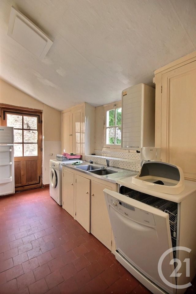 Maison &agrave; louer - 8 pi&egrave;ces - 176,58 m2 - Cour Sur Loire - 41 - CENTRE