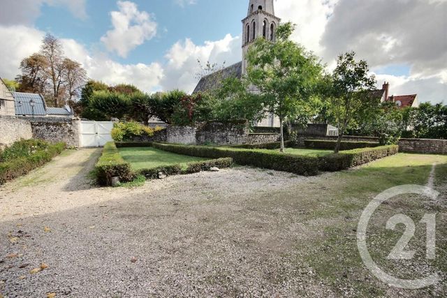 Maison &agrave; louer - 8 pi&egrave;ces - 176,58 m2 - Cour Sur Loire - 41 - CENTRE