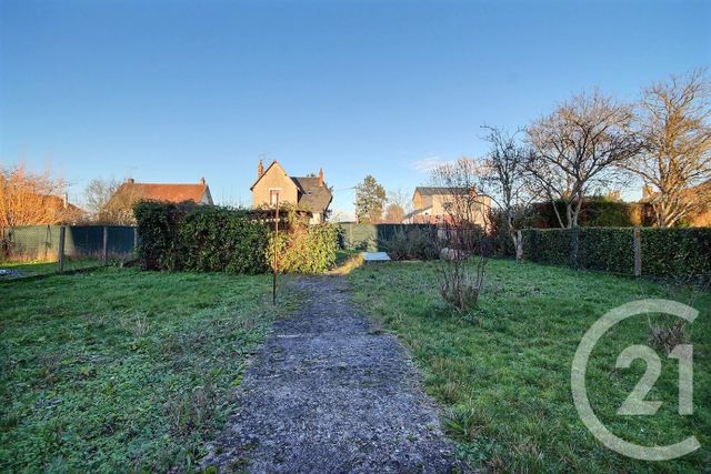 Maison à louer - 6 pièces - 162 m2 - St Amand Longpre - 41 - CENTRE