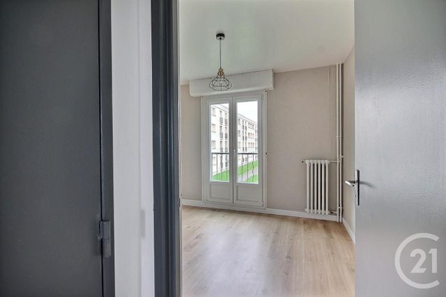 Appartement T4 à louer - 4 pièces - 98 m2 - Blois - 41 - CENTRE
