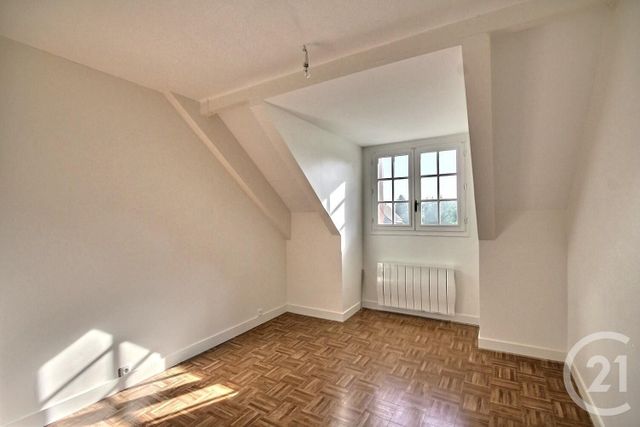 Maison à louer - 5 pièces - 109,14 m2 - Vineuil - 41 - CENTRE