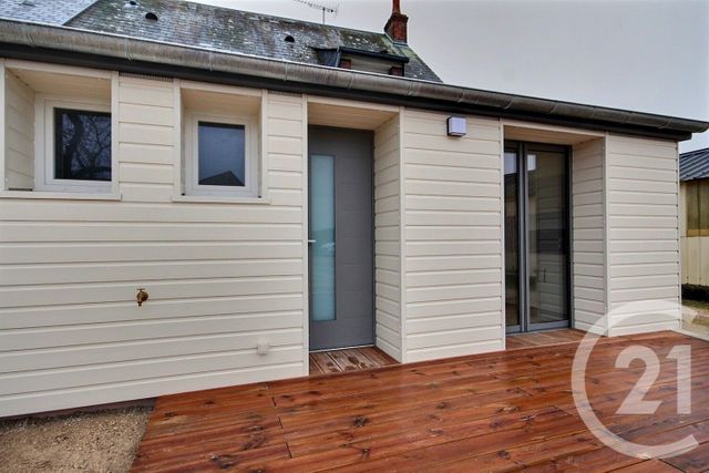 Maison &agrave; louer - 4 pi&egrave;ces - 110 m2 - Charsonville - 45 - CENTRE