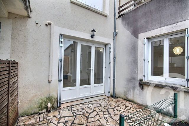 Appartement F3 &agrave; louer - 3 pi&egrave;ces - 55 m2 - Blois - 41 - CENTRE