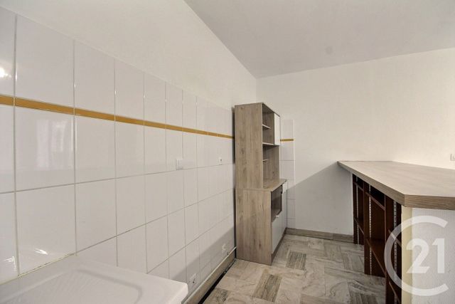 Appartement F3 &agrave; louer - 3 pi&egrave;ces - 55 m2 - Blois - 41 - CENTRE