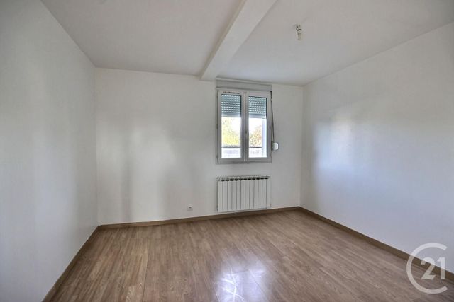 Maison &agrave; louer - 4 pi&egrave;ces - 88,34 m2 - Mer - 41 - CENTRE