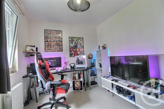 Maison &agrave; louer - 4 pi&egrave;ces - 117 m2 - Charsonville - 45 - CENTRE