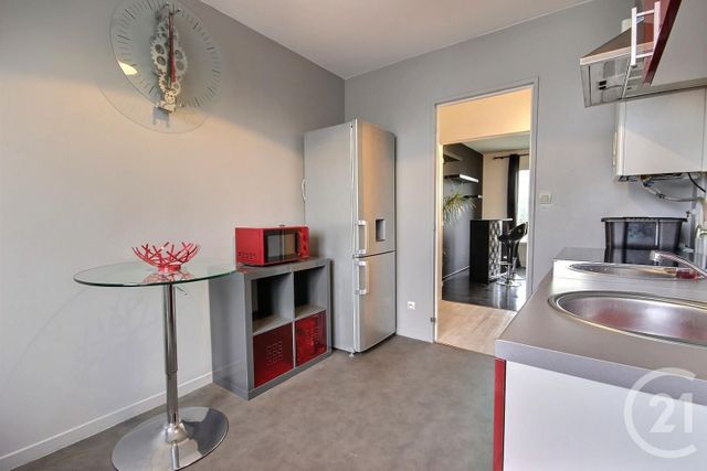 Appartement F2 &agrave; louer - 2 pi&egrave;ces - 65,70 m2 - Blois - 41 - CENTRE