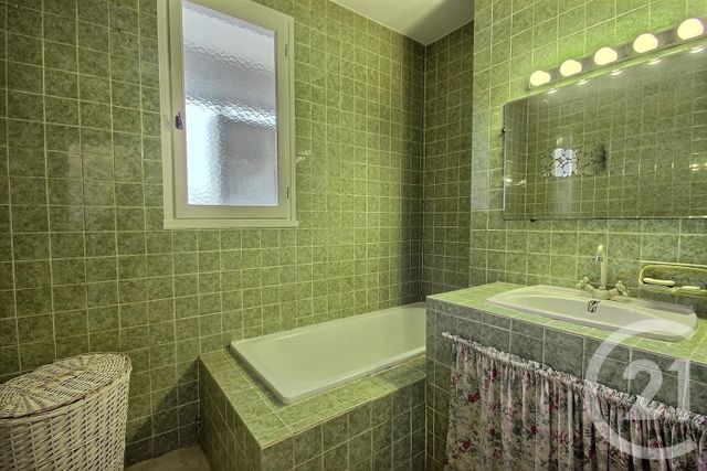 Appartement F2 &agrave; louer - 2 pi&egrave;ces - 65,70 m2 - Blois - 41 - CENTRE